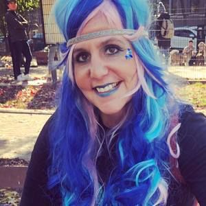 Meet your Posher, Robin